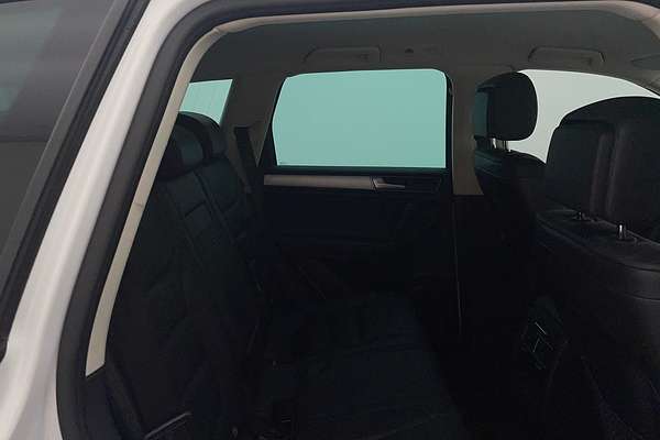 2015 Volkswagen Touareg 150TDI Element 7P