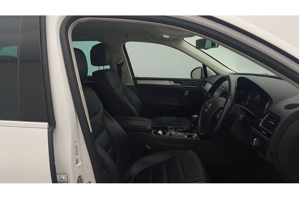 2015 Volkswagen Touareg 150TDI Element 7P