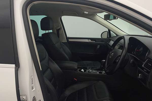 2015 Volkswagen Touareg 150TDI Element 7P