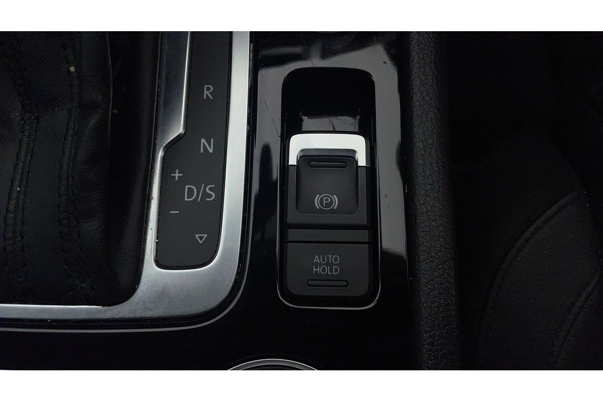 2015 Volkswagen Touareg 150TDI Element 7P