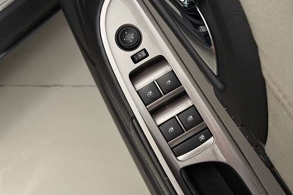 2015 Holden Calais V VF