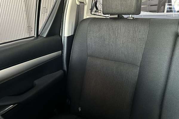 2017 Toyota Hilux SR5 GUN126R 4X4