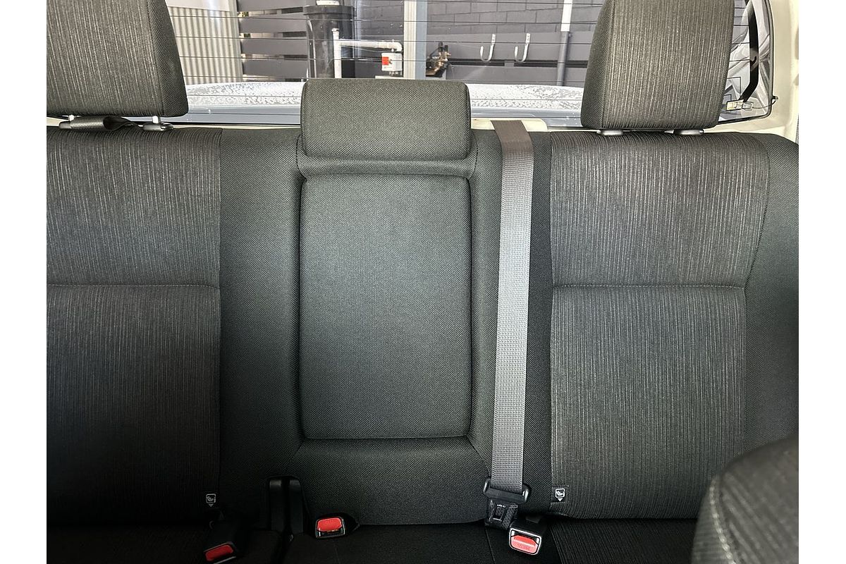 2017 Toyota Hilux SR5 GUN126R 4X4