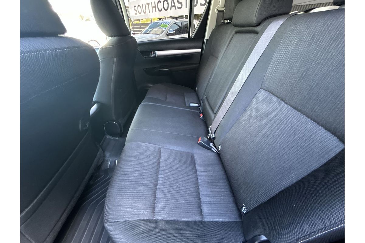 2017 Toyota Hilux SR5 GUN126R 4X4