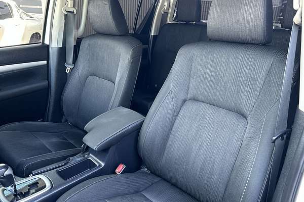 2017 Toyota Hilux SR5 GUN126R 4X4