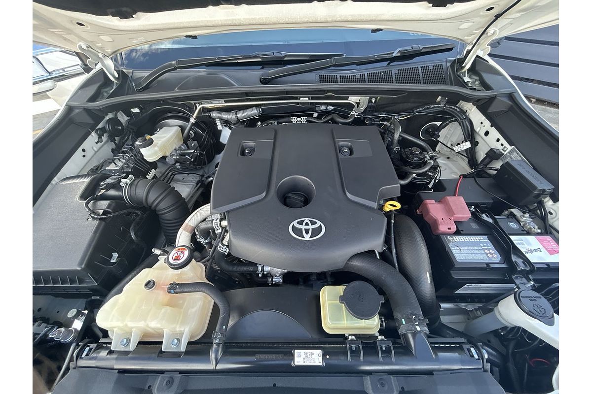 2017 Toyota Hilux SR5 GUN126R 4X4