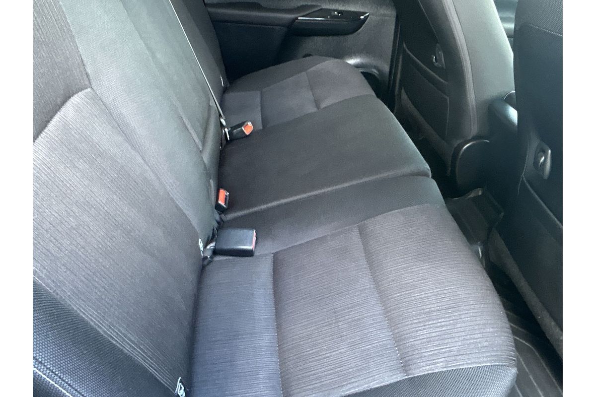 2017 Toyota Hilux SR5 GUN126R 4X4