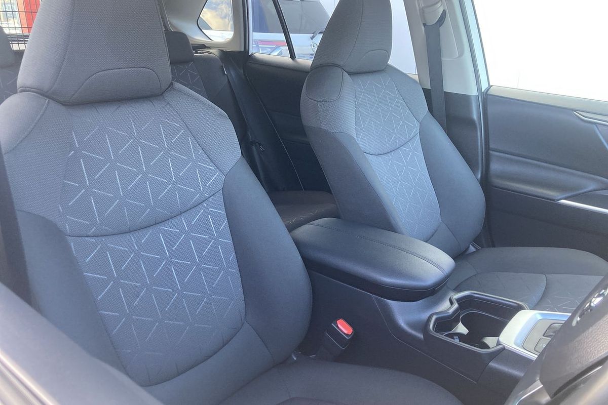 2021 Toyota RAV4 GXL AXAH52R