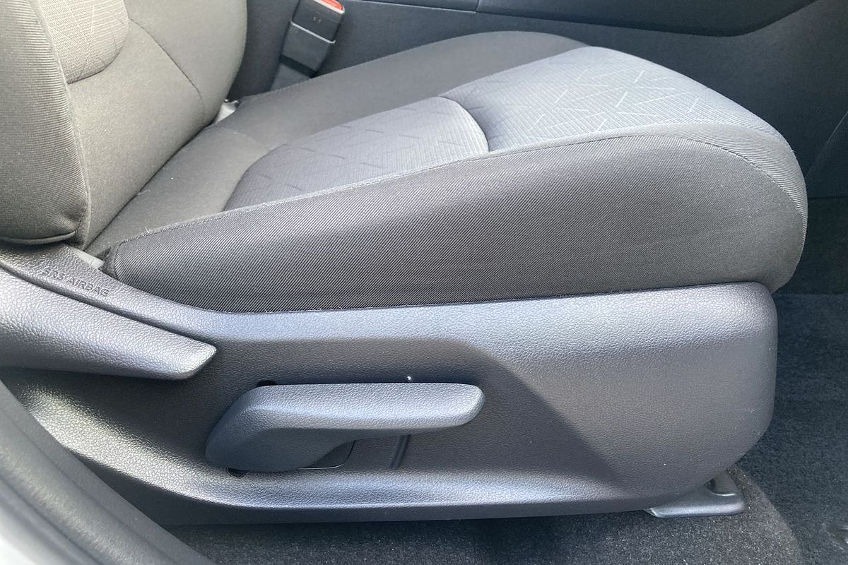 2021 Toyota RAV4 GXL AXAH52R
