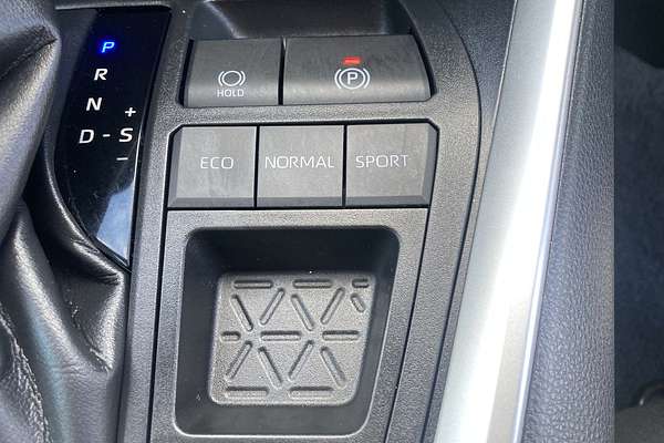 2021 Toyota RAV4 GXL AXAH52R