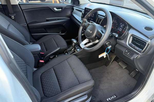2023 Kia Rio S YB
