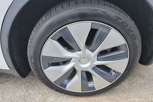 2021 Tesla Model Y Standard Range