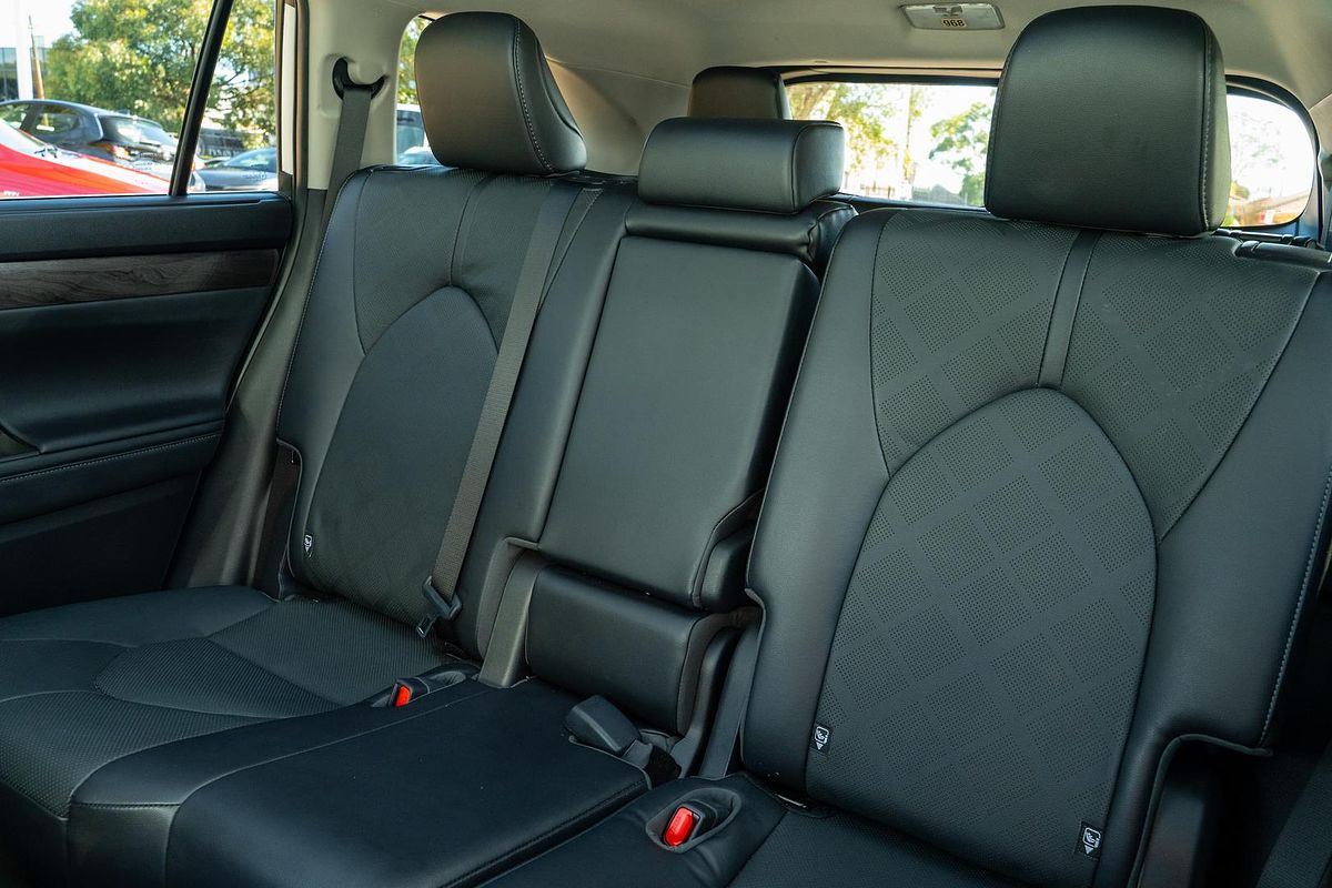 2024 Toyota Kluger Grande AXUH78R