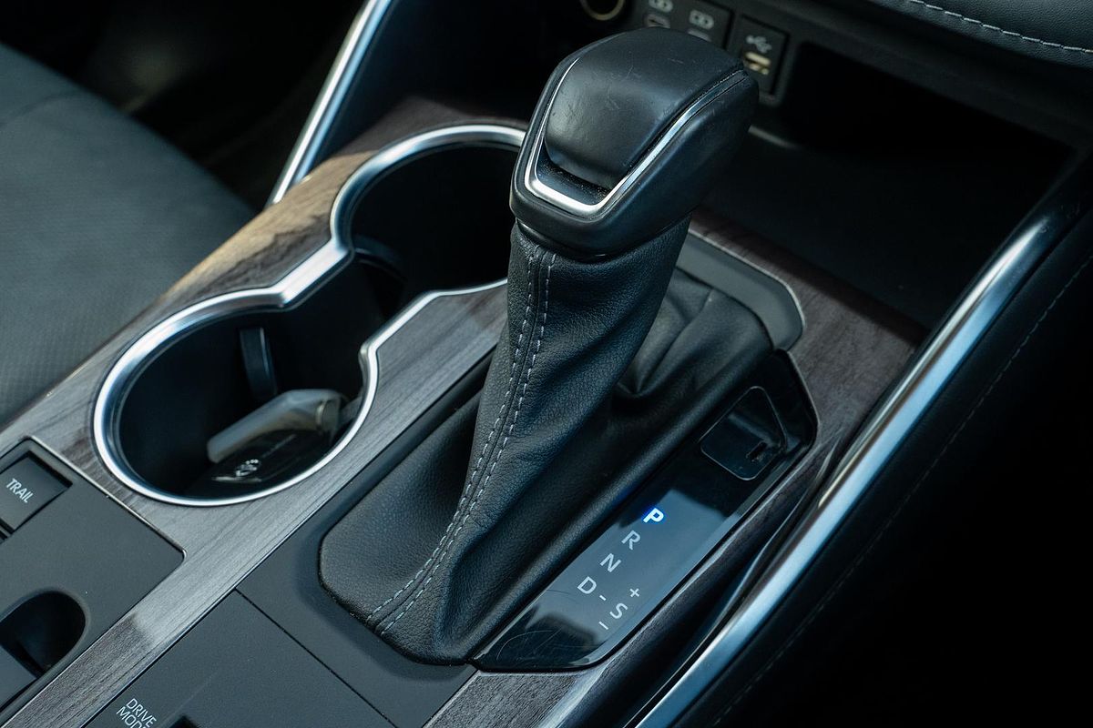 2024 Toyota Kluger Grande AXUH78R
