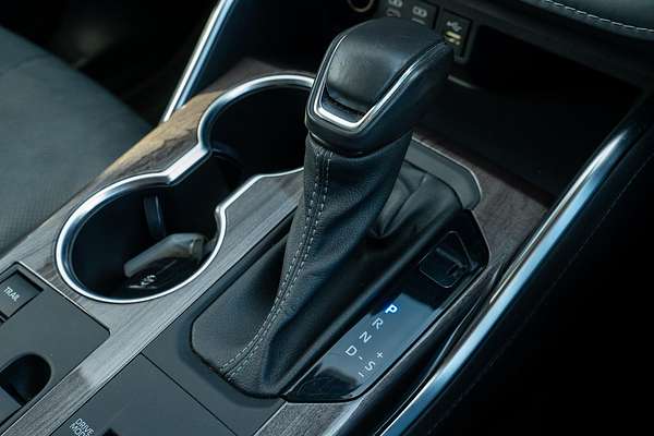 2024 Toyota Kluger Grande AXUH78R