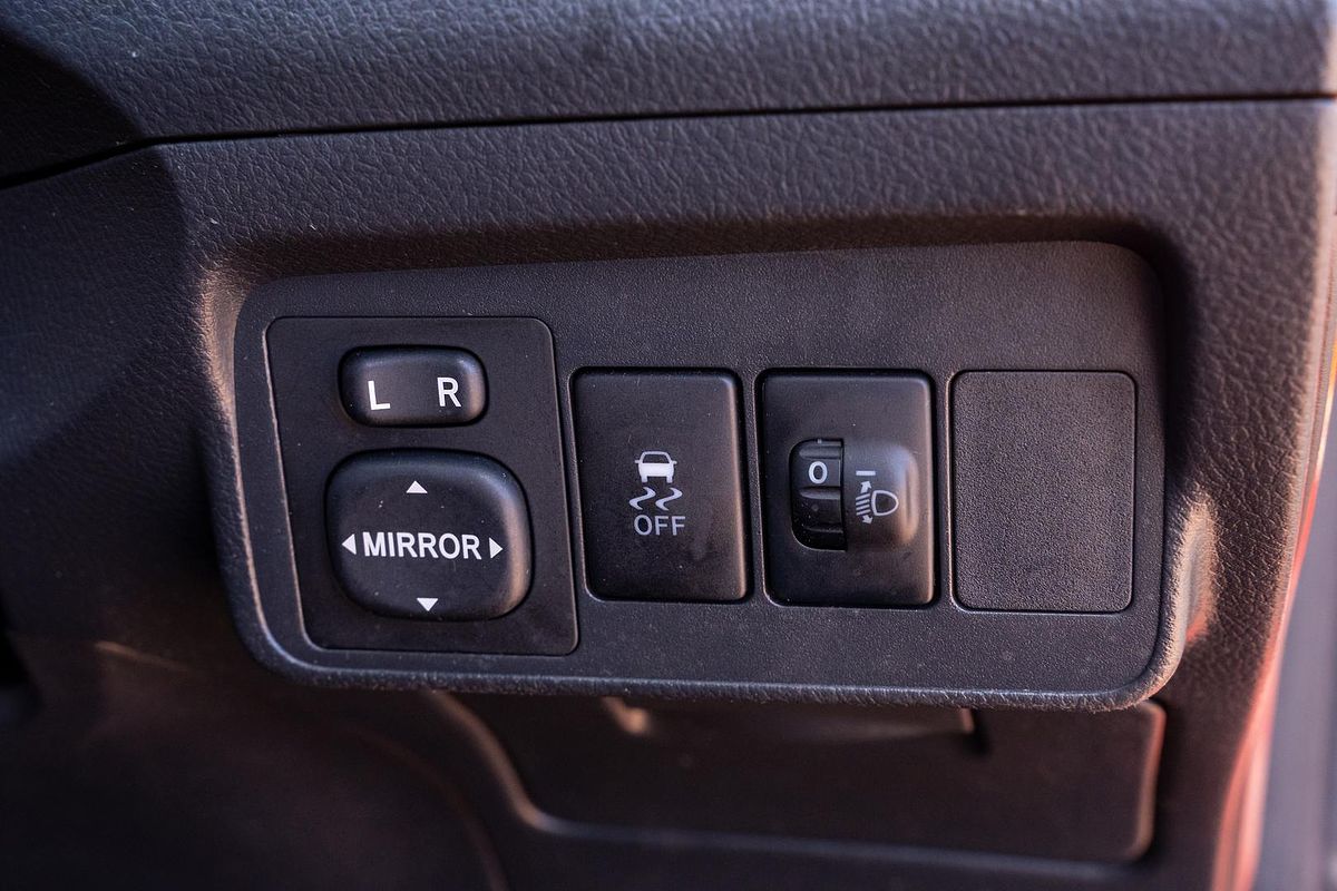 2012 Toyota Corolla Ascent Sport ZRE152R