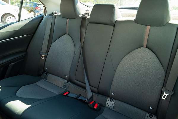 2020 Toyota Camry Ascent AXVH71R