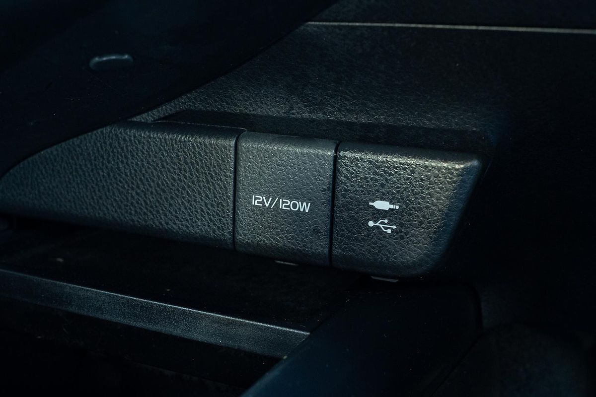 2020 Toyota Camry Ascent AXVH71R