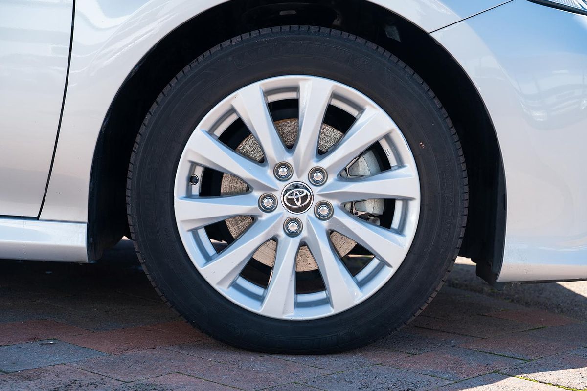 2020 Toyota Camry Ascent AXVH71R