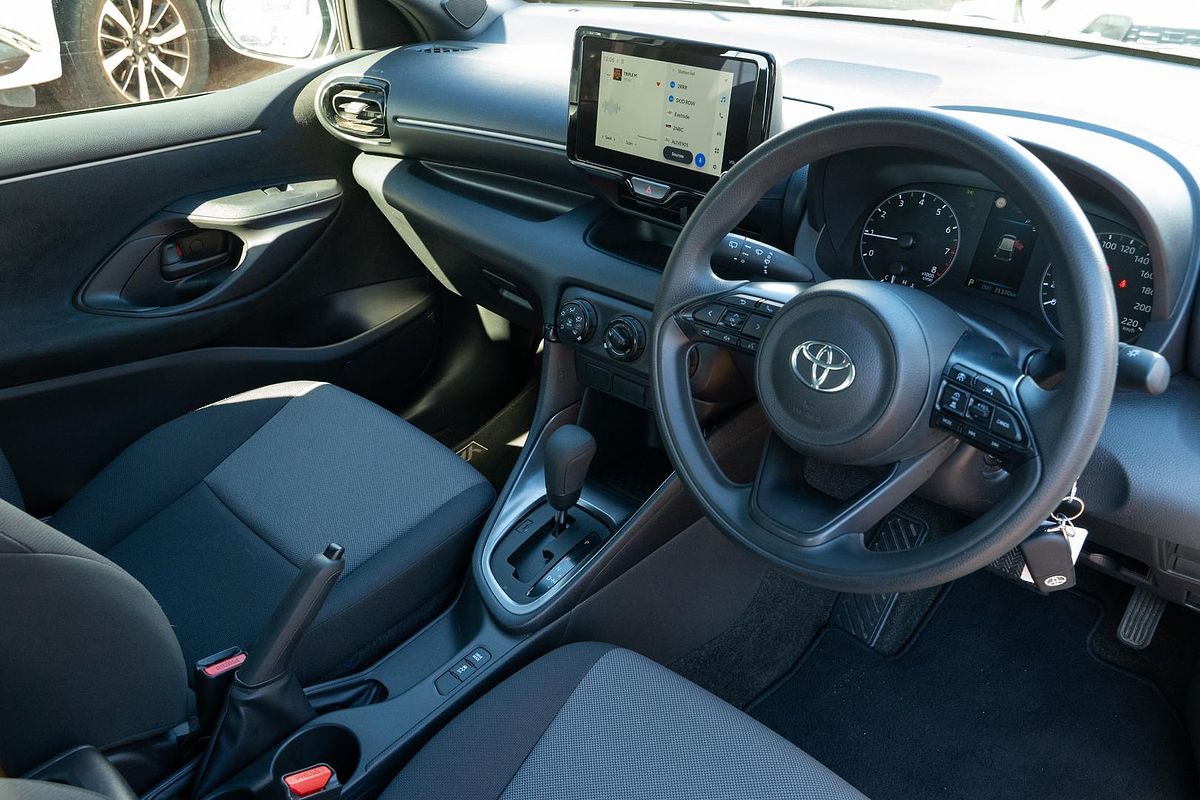 2024 Toyota Yaris Ascent Sport MXPA10R