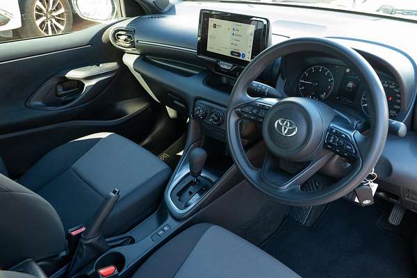 2024 Toyota Yaris Ascent Sport MXPA10R