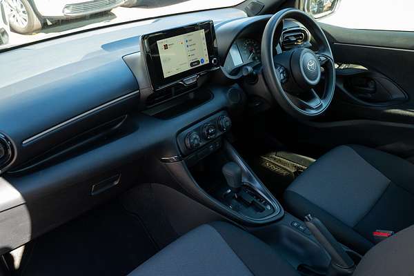 2024 Toyota Yaris Ascent Sport MXPA10R