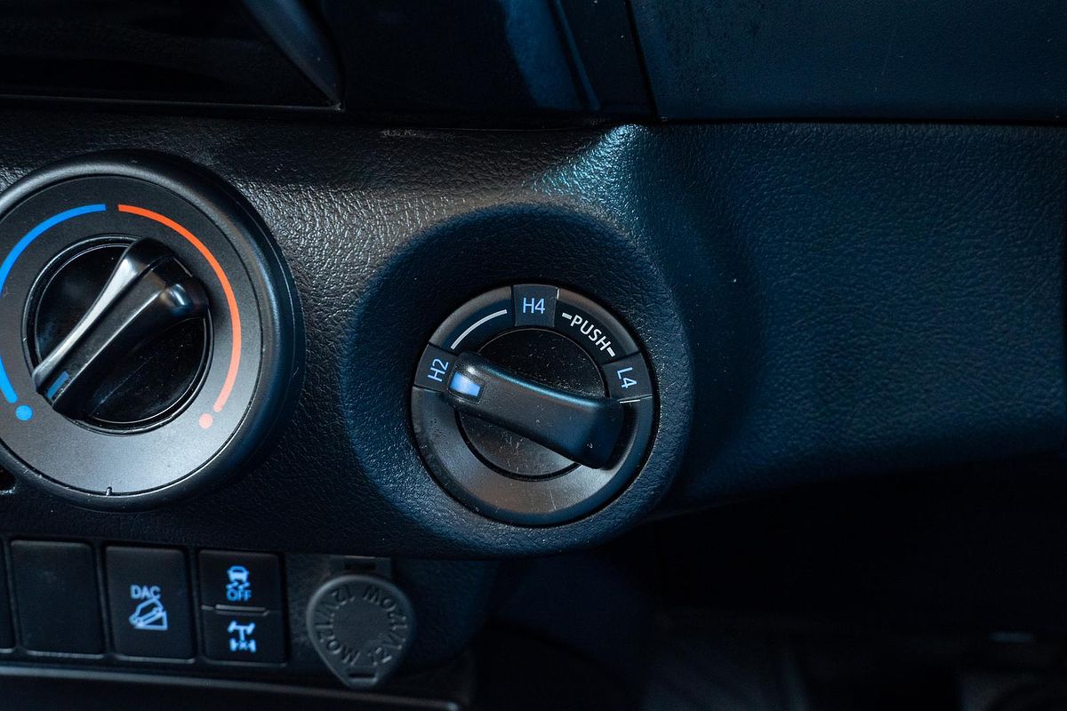 2021 Toyota Hilux SR GUN126R 4X4