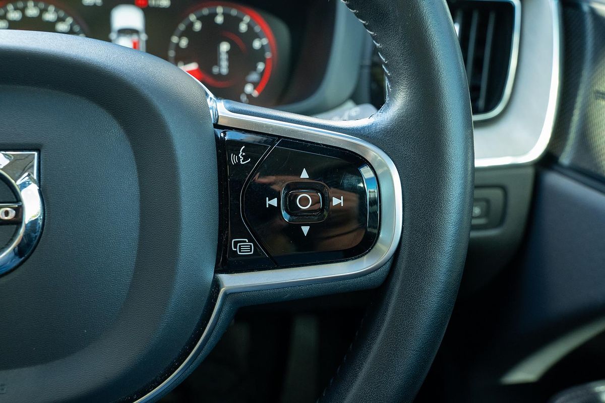 2020 Volvo XC60 T5 Inscription