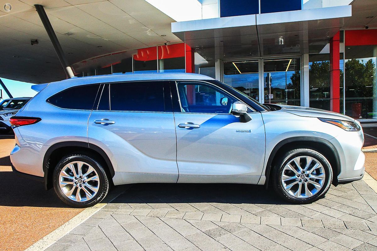 2022 Toyota Kluger Grande AXUH78R