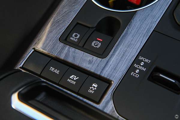 2022 Toyota Kluger Grande AXUH78R
