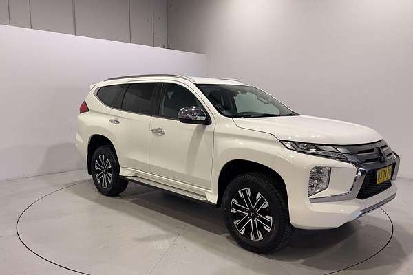 2023 Mitsubishi Pajero Sport GLS QF