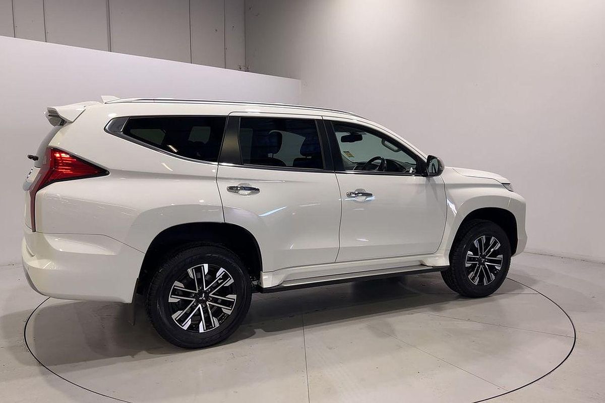 2023 Mitsubishi Pajero Sport GLS QF