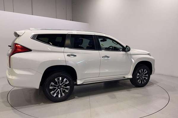 2023 Mitsubishi Pajero Sport GLS QF