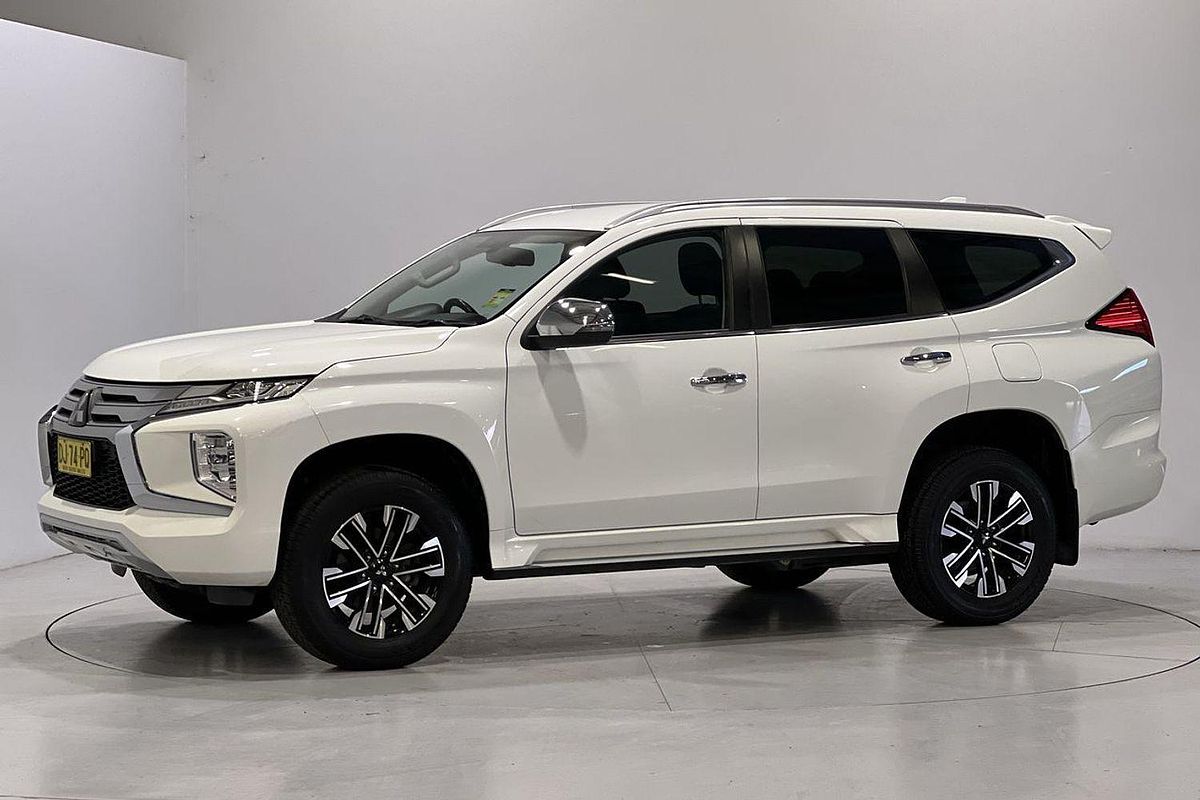 2023 Mitsubishi Pajero Sport GLS QF