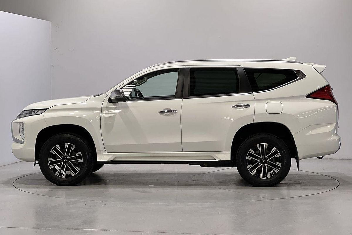 2023 Mitsubishi Pajero Sport GLS QF
