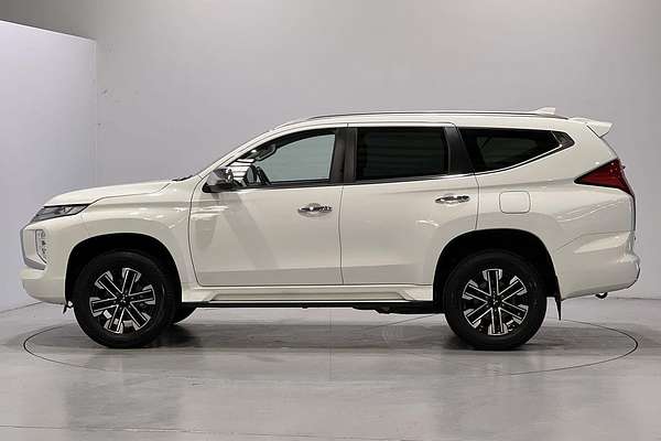 2023 Mitsubishi Pajero Sport GLS QF