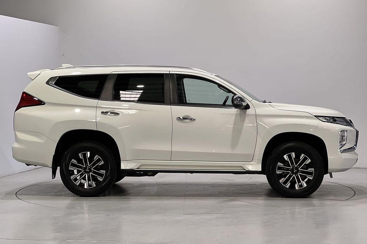 2023 Mitsubishi Pajero Sport GLS QF
