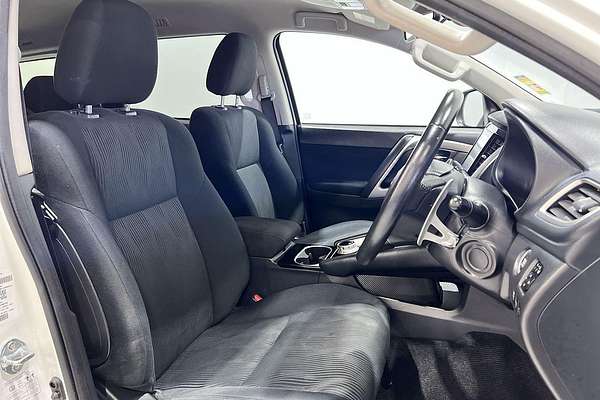 2023 Mitsubishi Pajero Sport GLS QF
