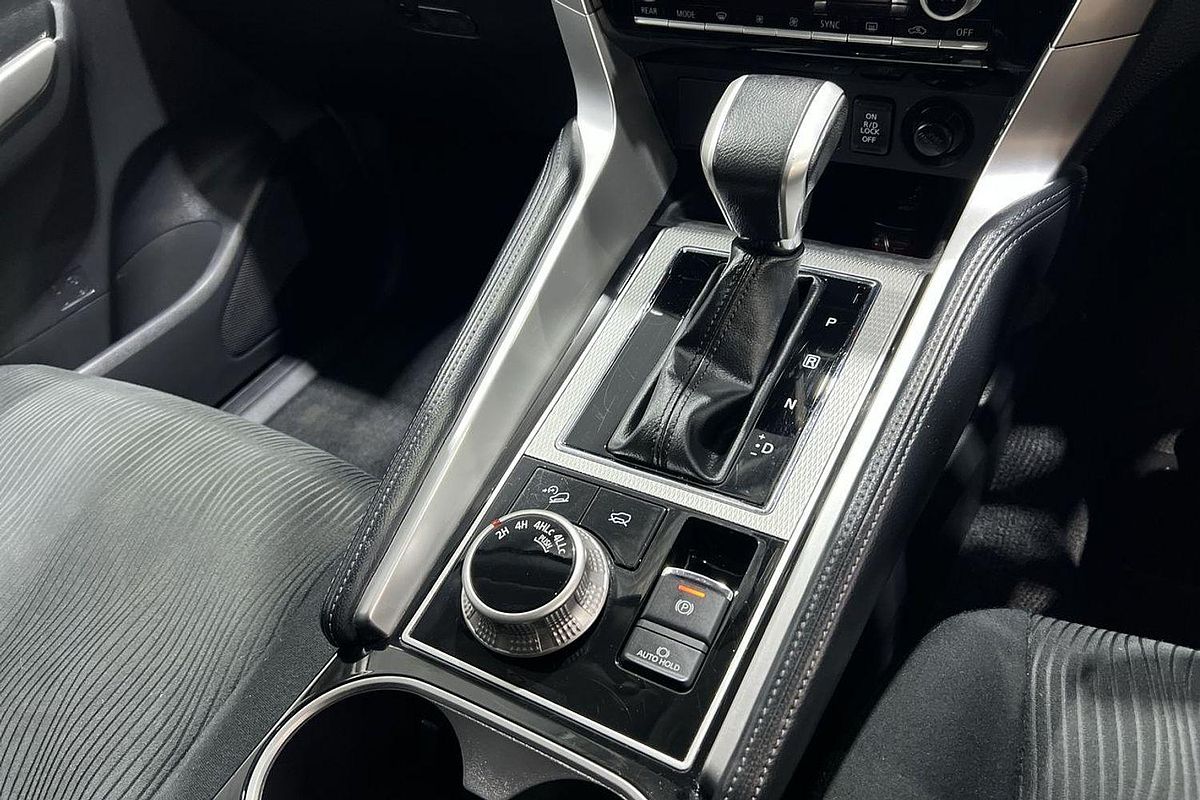 2023 Mitsubishi Pajero Sport GLS QF