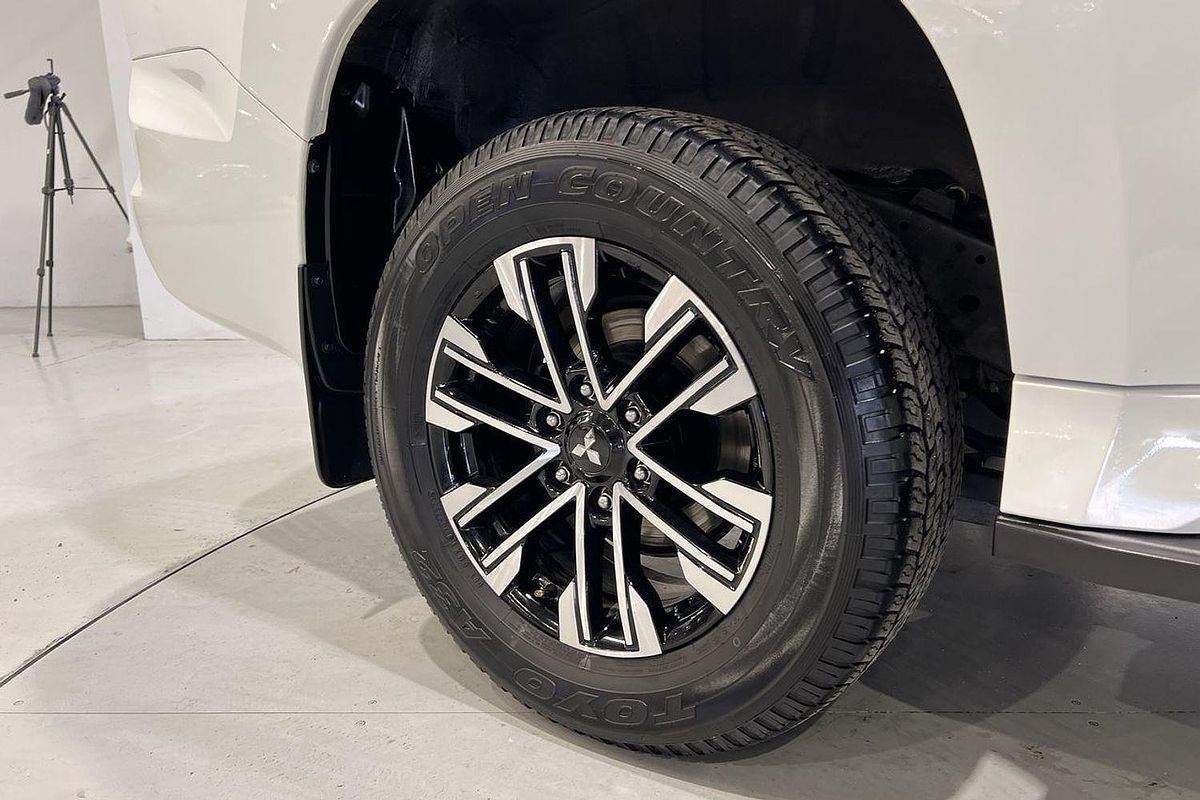 2023 Mitsubishi Pajero Sport GLS QF