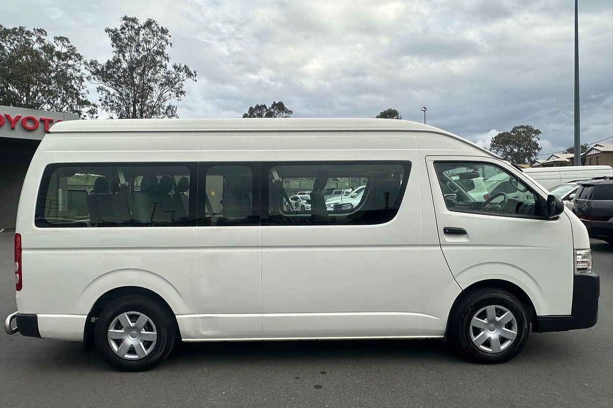 2018 Toyota Hiace Commuter KDH223R ELWB