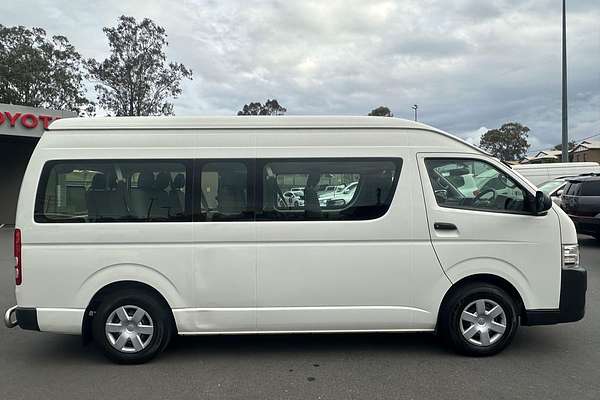 2018 Toyota Hiace Commuter KDH223R ELWB