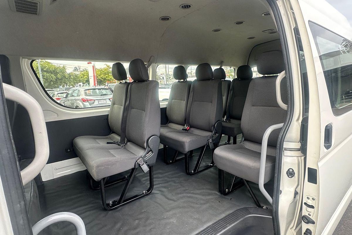 2018 Toyota Hiace Commuter KDH223R ELWB