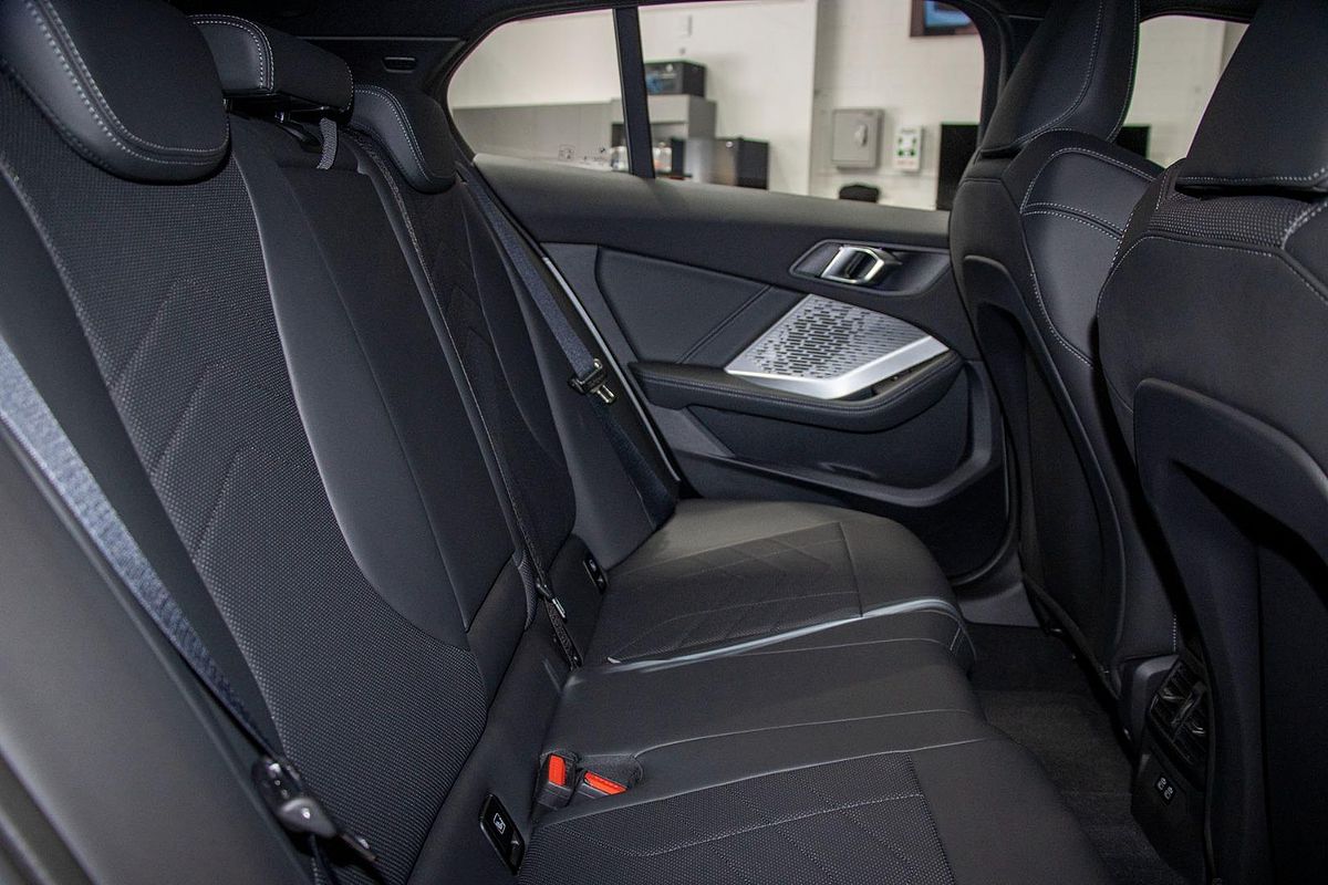 2024 BMW 1 Series 118 M Sport F70