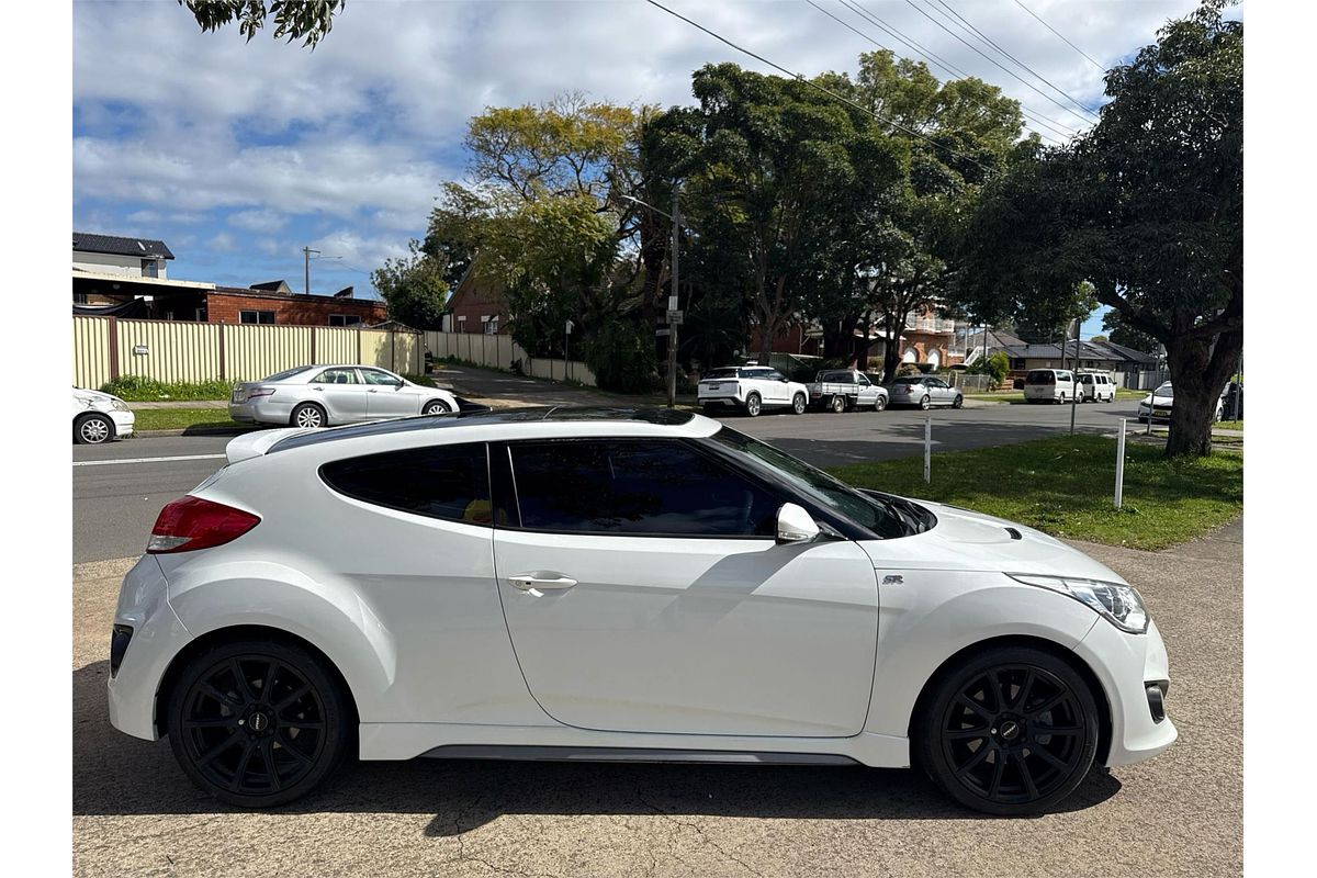 2012 Hyundai Veloster SR Turbo FS2