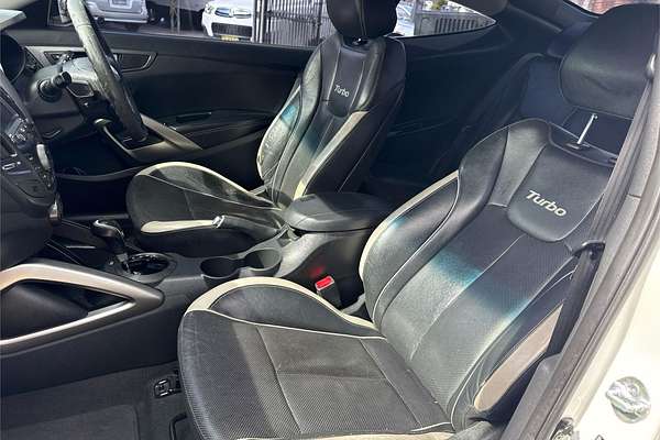 2012 Hyundai Veloster SR Turbo FS2