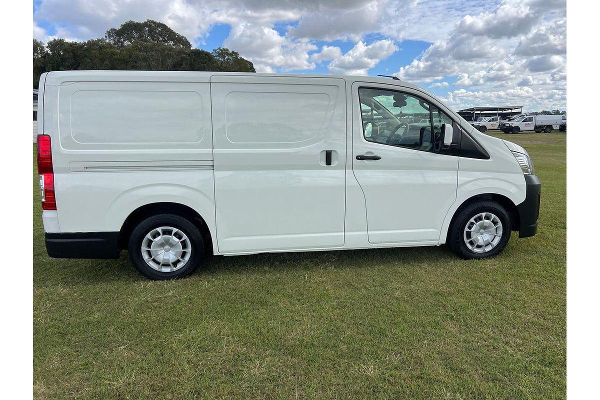 2020 Toyota Hiace GDH300R LWB