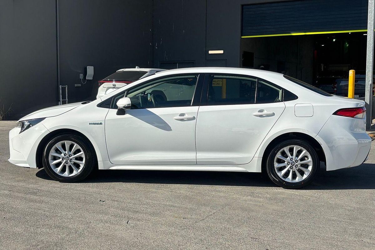 2021 Toyota Corolla Ascent Sport Hybrid ZWE211R