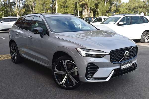 2022 Volvo XC60 Ultimate B6 Dark