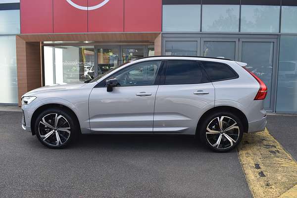 2022 Volvo XC60 Ultimate B6 Dark